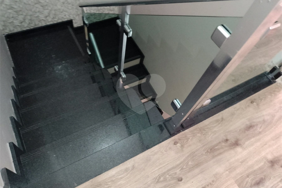 Casa à venda com 2 quartos em Vila Guedes, São Paulo, SP