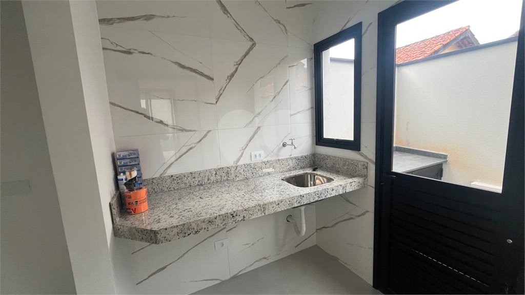 Casa à venda com 3 suítes no condomínio Village Itaguaçu, Atibaia - SP