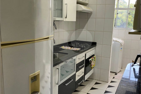 Apartamento à venda com 3 quartos em Vila dos Remédios, São Paulo, SP