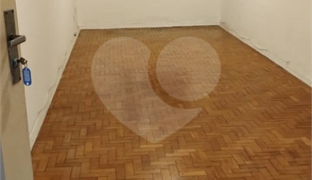 Apartamento à venda com 2 quartos em Vila Mariana, São Paulo, SP