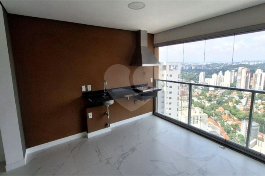 Apartamento à venda com 3 suítes em Vila Madalena, São Paulo, SP