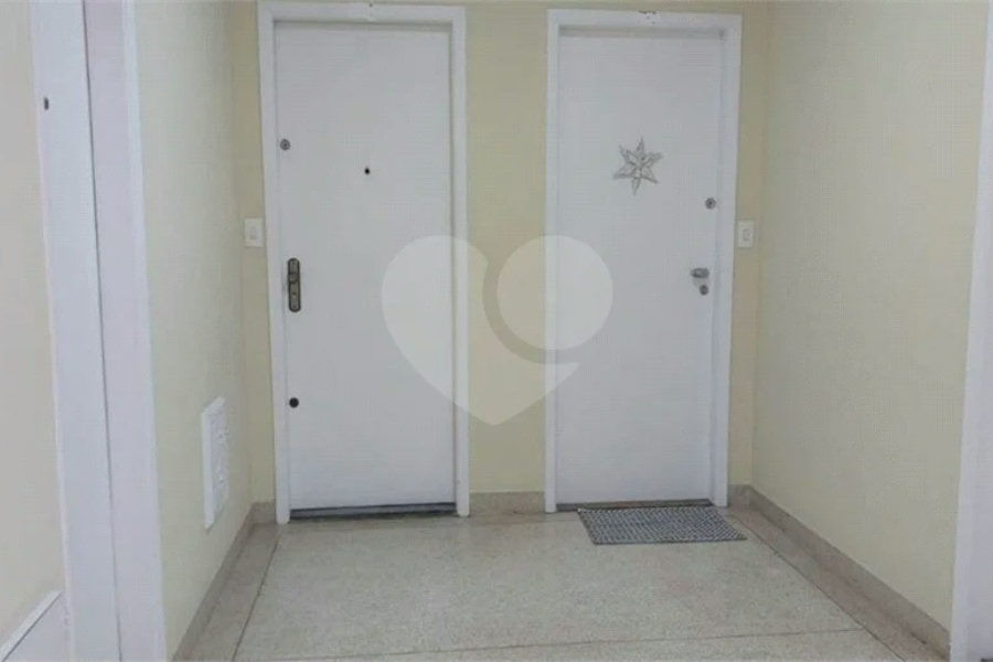Apartamento de 03 dormitórios. Agende uma visita.