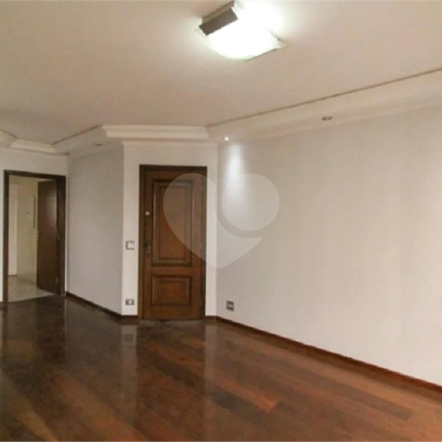 Apartamento para venda com 2 dormitórios e 1 vaga no Tucuruvi, São Paulo.