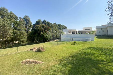 Casa à venda com 6 quartos, sendo 5 suítes, no condomínio Monte Belo, Salto - SP