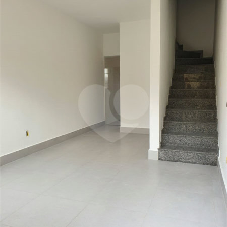 Sobrado à venda com 2 quartos em Vila Ponte Rasa, São Paulo, SP