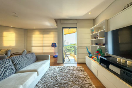 Apartamento à venda com 3 suítes em Sumarezinho, São Paulo, SP