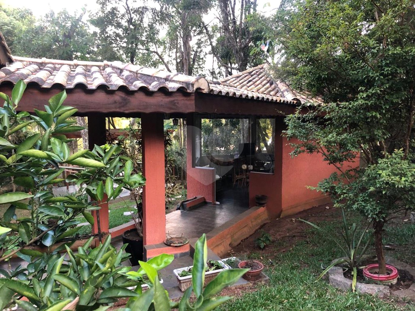 Casa à venda com 3 suítes no condomínio Sausalito, Mairiporã - SP