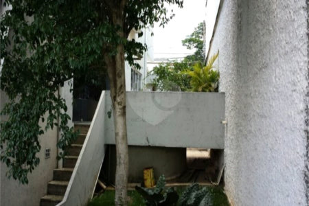 Sobrado à venda com 5 quartos, sendo 4 suítes,  em Tucuruvi, São Paulo, SP
