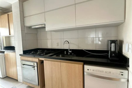 Apartamento à venda com 3 quartos, sendo 1 suíte,  em Vila Andrade, São Paulo, SP