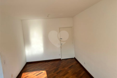 Apartamento à venda com 2 quartos em Vila Gomes, São Paulo, SP