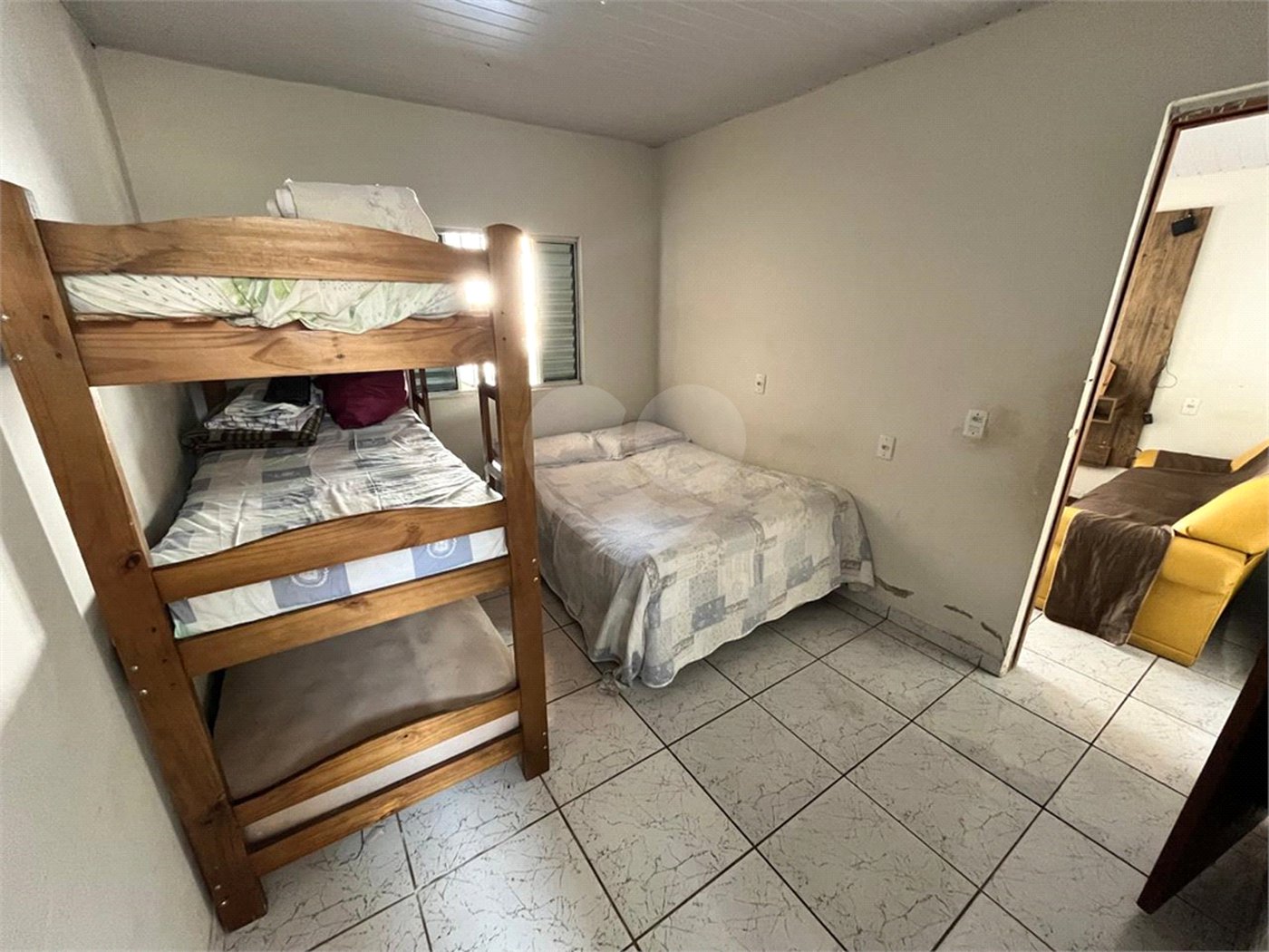 Casa à venda com 2 quartos em Vila Jeriva, Várzea Paulista, SP