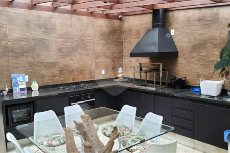 Casa à venda com 3 suítes no condomínio Metropolitan, São Paulo - SP