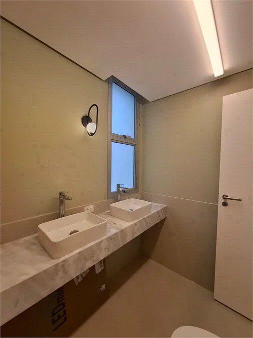 Apartamento à venda com 3 quartos, sendo 1 suíte, em Vila Andrade, São Paulo, SP