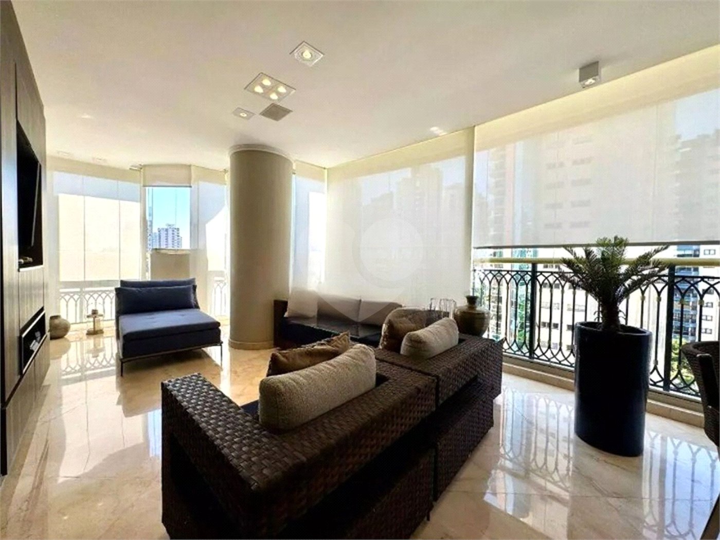 Apartamento à venda com 5 suítes em Jardim Anália Franco, São Paulo, SP