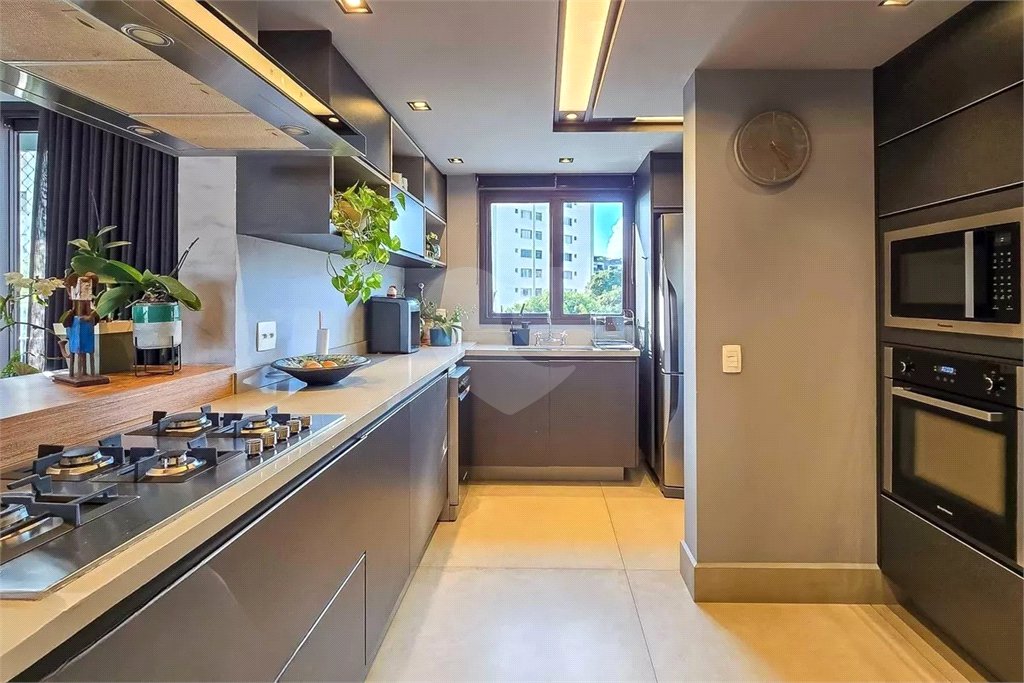 Apartamento à venda com 2 suítes em Vila Ipojuca, São Paulo, SP