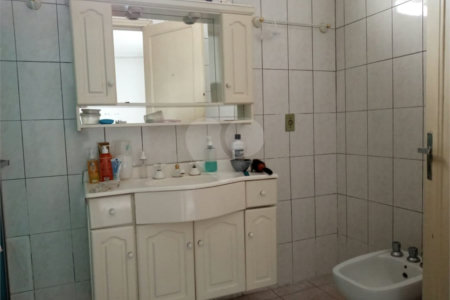 Casa à venda com 3 quartos em Aclimação, São Paulo, SP