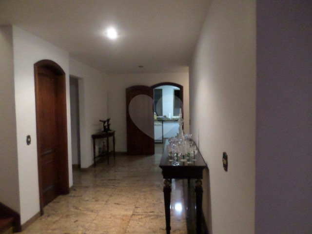 Sobrado à venda ou para alugar com 4 suítes em Morumbi, São Paulo, SP