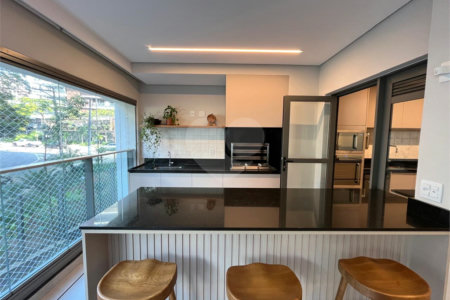 Apartamento à venda com 4 quartos, sendo 2 suítes, em Sumaré, São Paulo, SP