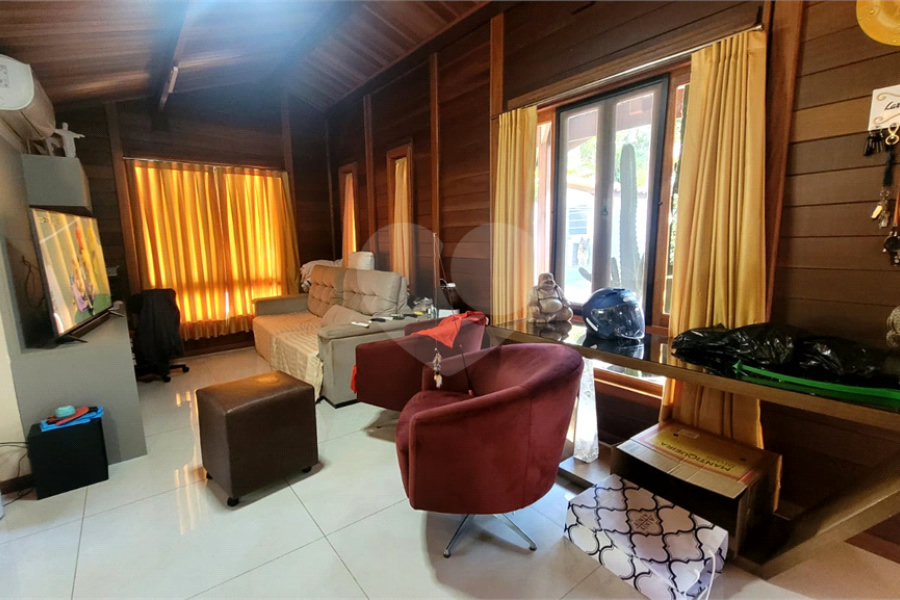 Casa à venda com 2 quartos, sendo 1 suíte,  no condomínio Sausalito, Mairiporã - SP