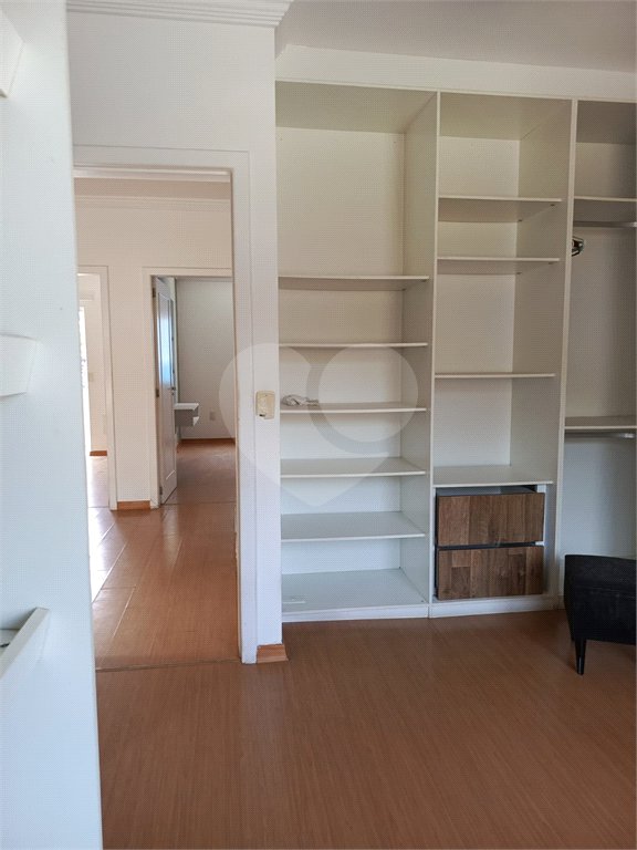 Casa à venda com 4 quartos, sendo 1 suíte, no condomínio Atlantico Sul, Rio de Janeiro - RJ