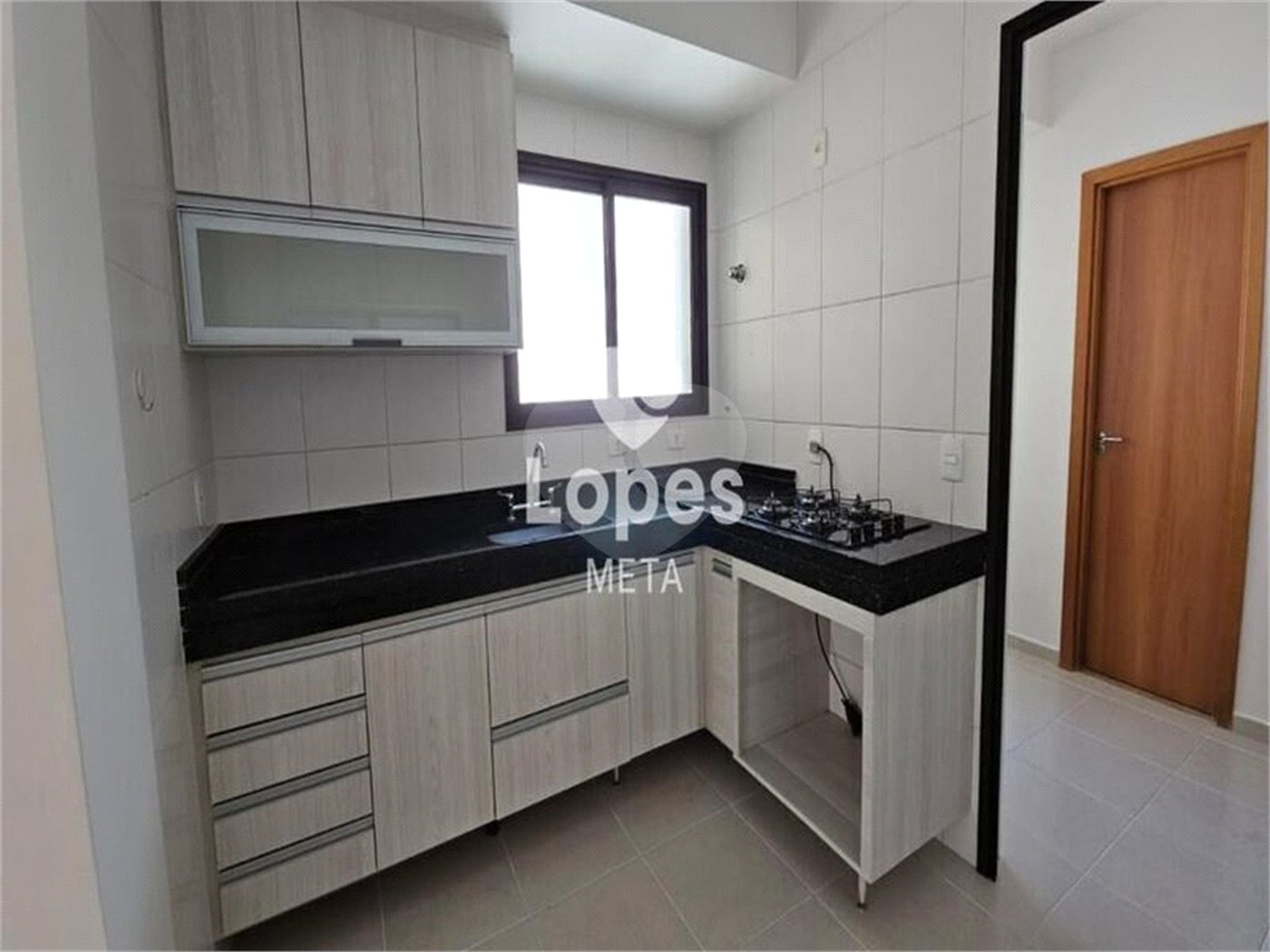 Apartamento à venda com 4 quartos, sendo 1 suíte, em Jardim Esplanada, São José dos Campos, SP