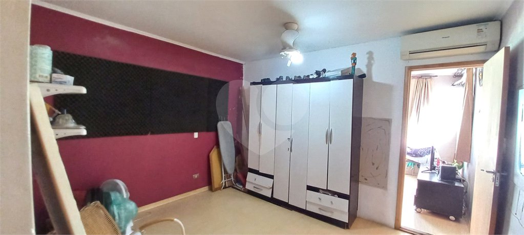 Sobrado à venda com 4 quartos, sendo 1 suíte, em Vila Dom Pedro Ii, São Paulo, SP