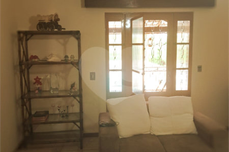 Casa à venda com 3 quartos, sendo 1 suíte, no condomínio Acmti - Colinas do Mosteiro, Terras de Itaici e Recanto dos Pássaros, Indaiatuba - SP