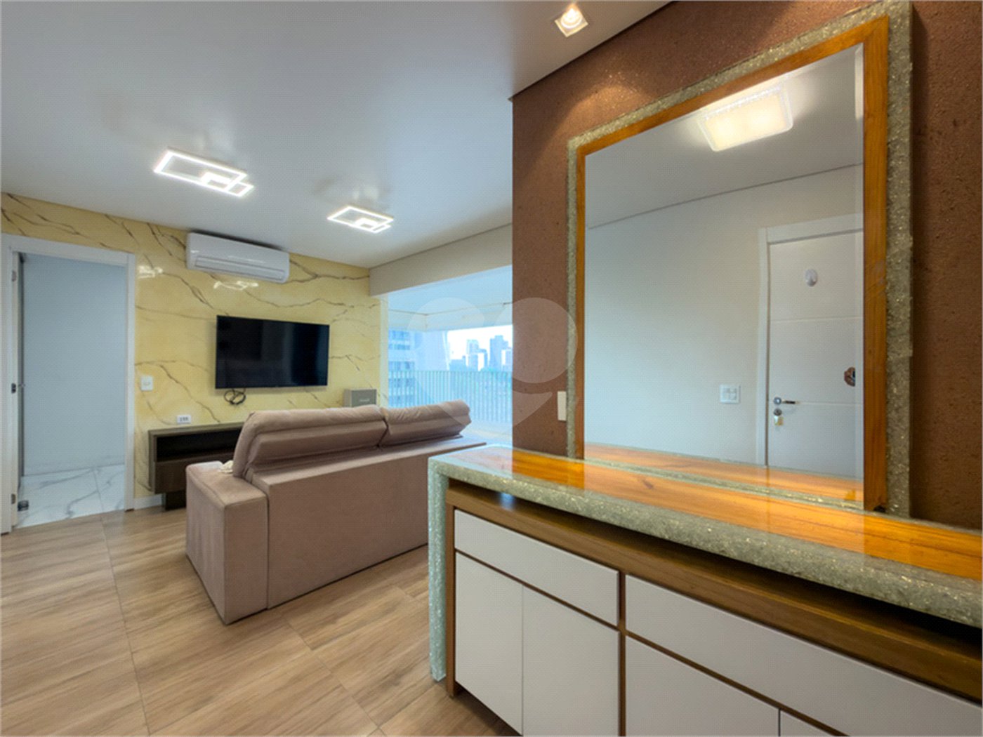 Apartamento à venda com 4 quartos, sendo 2 suítes, em Pinheiros, São Paulo, SP