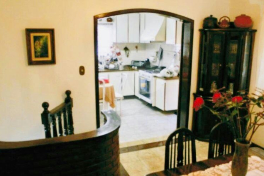 Sobrado à venda com 3 quartos, sendo 1 suíte, em Jabaquara, São Paulo, SP