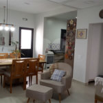 Casa à venda com 3 suítes no condomínio Residencial Marchant Buarque, Atibaia - SP