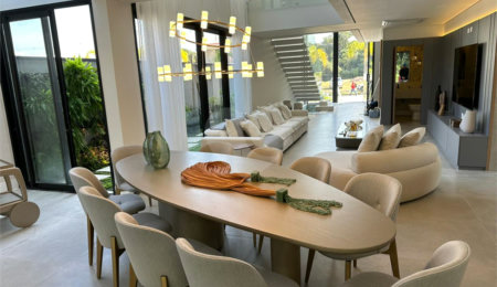 Casa à venda com 6 suítes no condomínio Golf CL, Bertioga - SP