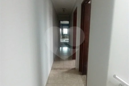Sobrado à venda com 3 quartos, sendo 1 suíte, em Vila Gustavo, São Paulo, SP