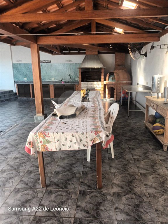 Sobrado à venda com 4 quartos, sendo 1 suíte, em Tremembé, São Paulo, SP