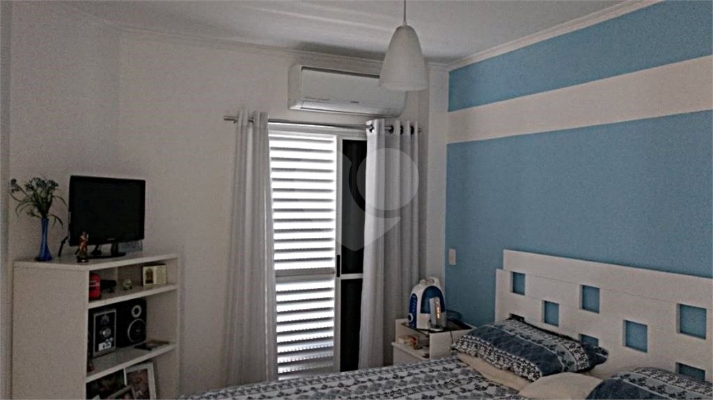 Casa à venda com 3 quartos, sendo 1 suíte,  no condomínio Residencial Água Fria, São Paulo - SP