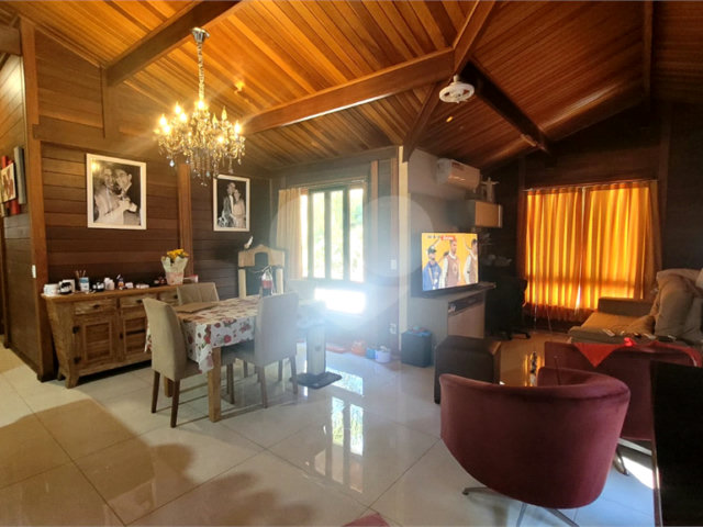Casa à venda com 2 quartos, sendo 1 suíte,  no condomínio Sausalito, Mairiporã - SP