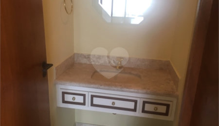 Apartamento para alugar com 3 quartos, sendo 1 suíte,  em Brooklin, São Paulo, SP