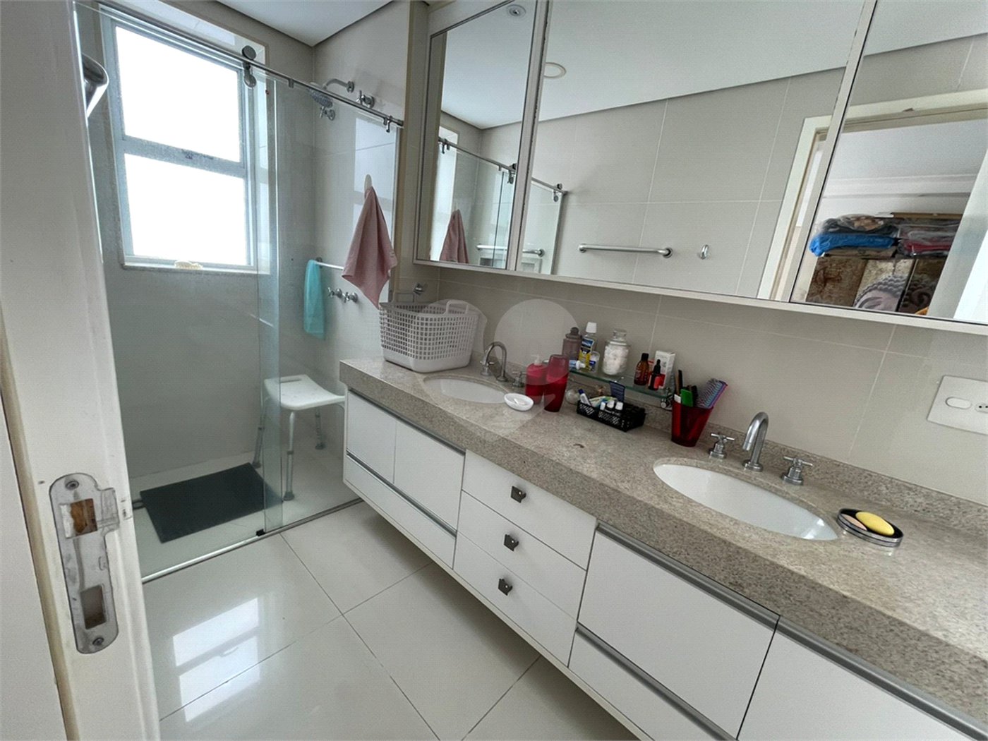 Apartamento à venda com 4 quartos, sendo 3 suítes, em Perdizes, São Paulo, SP