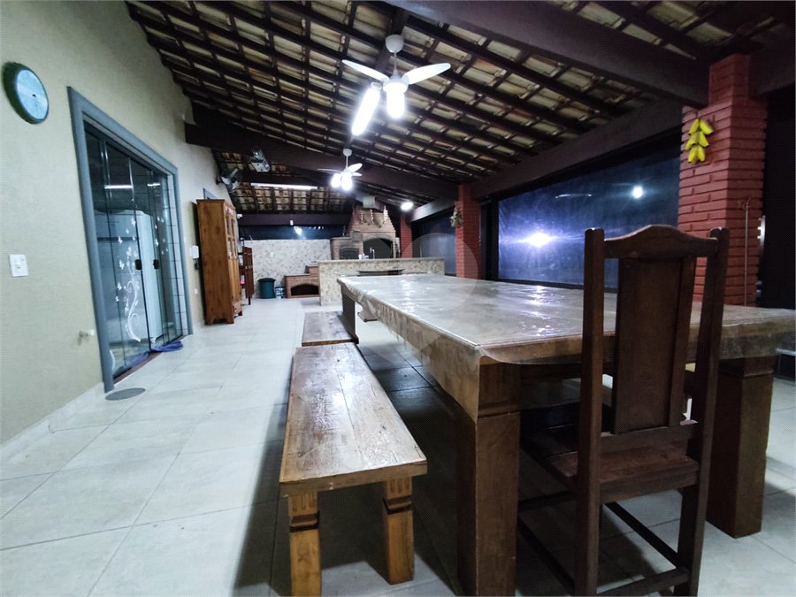 Chácara à venda com 7 quartos, sendo 1 suíte,  em Recanto Campestre Internacional de Viracopos Gleba 6, Indaiatuba, SP