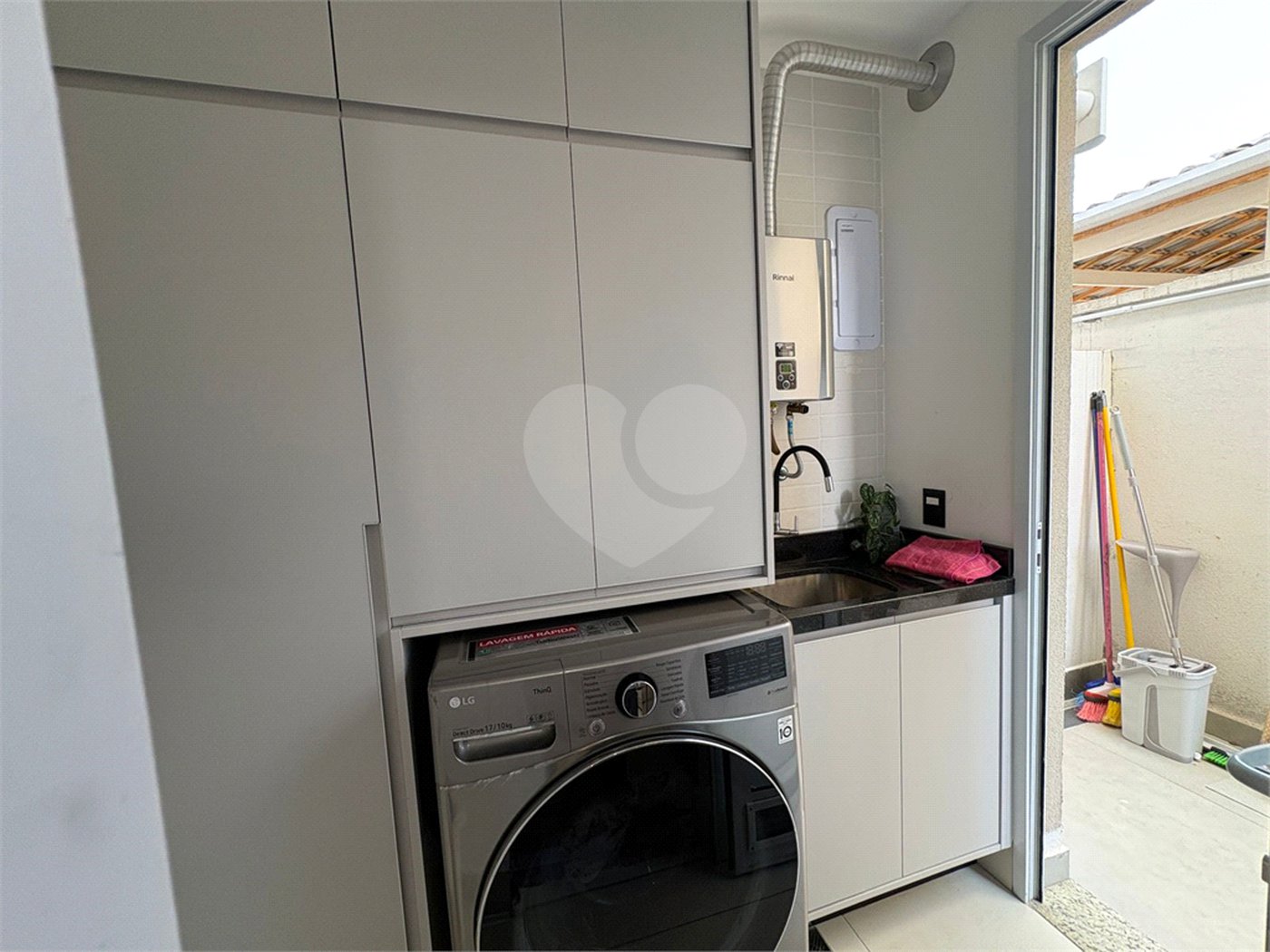 Casa à venda com 3 quartos, sendo 1 suíte,  no condomínio Reserva Ipoema By Helbor-home, Mogi das Cruzes - SP