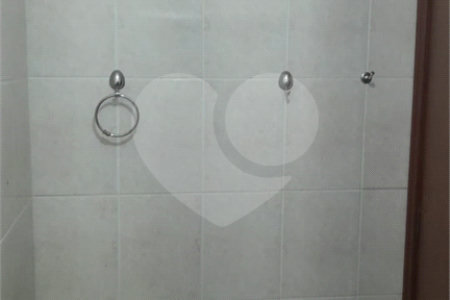 Sobrado à venda com 3 quartos, sendo 1 suíte,  em Bosque, Vinhedo, SP