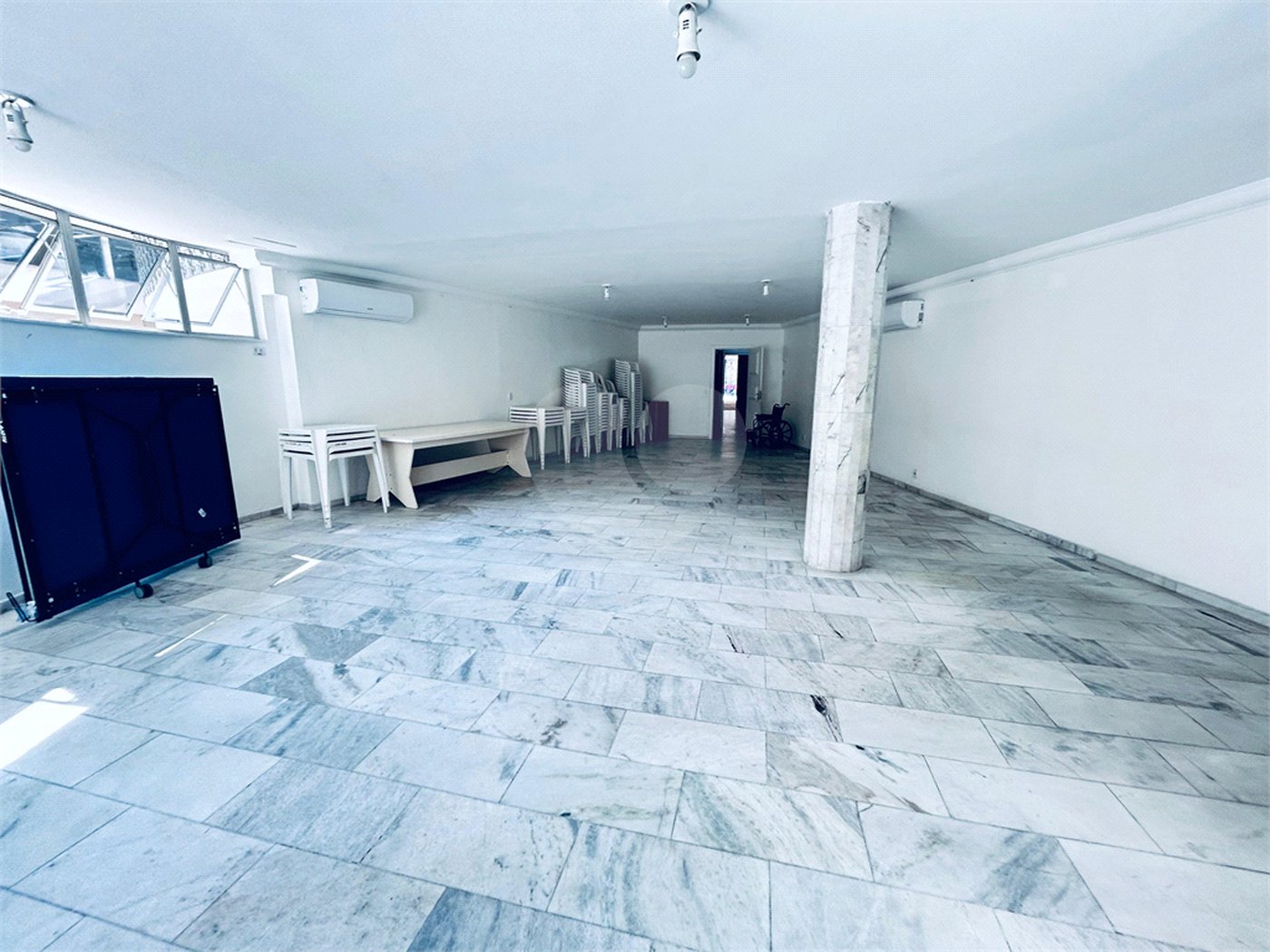 Apartamento à venda com 3 quartos, sendo 1 suíte, em Lagoa, Rio de Janeiro, RJ