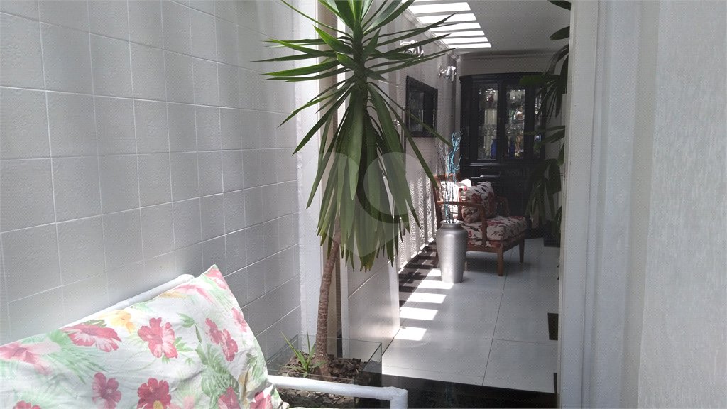 Sobrado à venda com 4 quartos em Tremembé, São Paulo, SP
