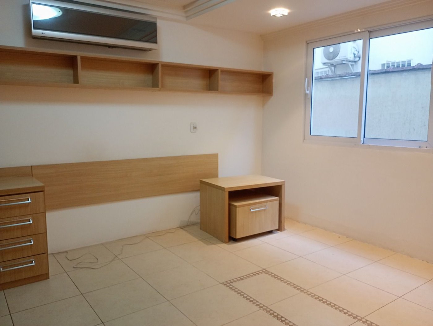 Casa com 3 dormitórios à venda, 164 m² por R$ 1.400.000,00 - Embaré - Santos/SP