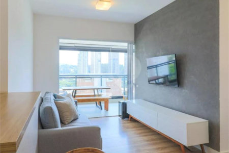 Apartamento à venda com 2 quartos, sendo 1 suíte,  em Chácara Santo Antônio, São Paulo, SP
