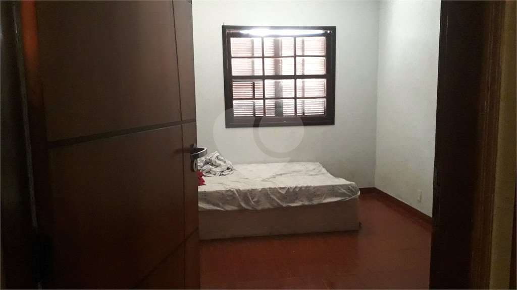 Sobrado à venda com 4 quartos, sendo 1 suíte, em Vila Nova Cachoeirinha, São Paulo, SP