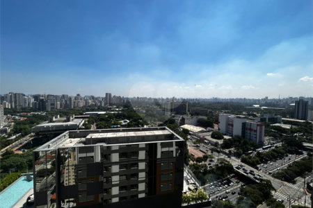 Apartamento à venda com 3 suítes em Vila Clementino, São Paulo, SP