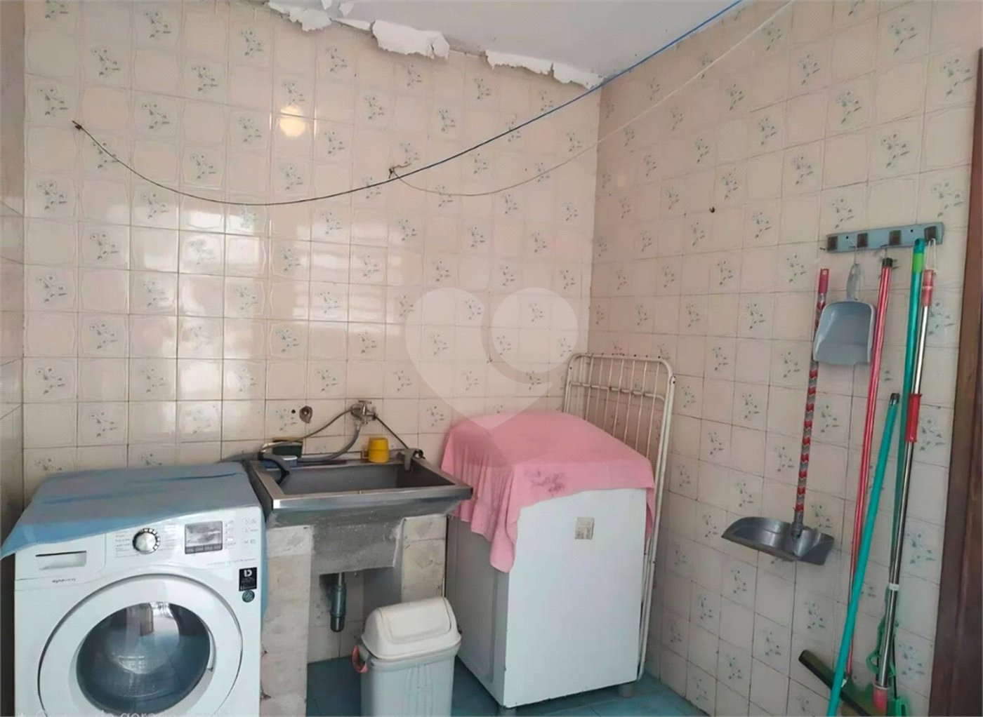 Sobrado à venda com 3 quartos, sendo 1 suíte,  em Jardim Ester, São Paulo, SP