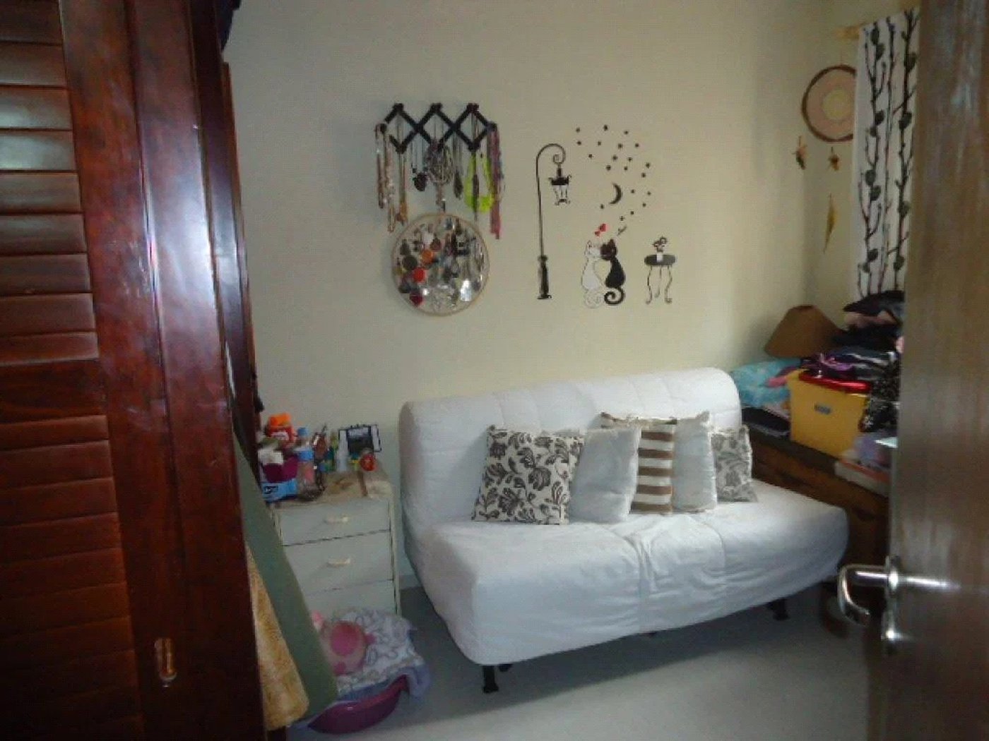 Casa à venda com 3 quartos, sendo 1 suíte,  em Jardim das Vertentes, São Paulo, SP