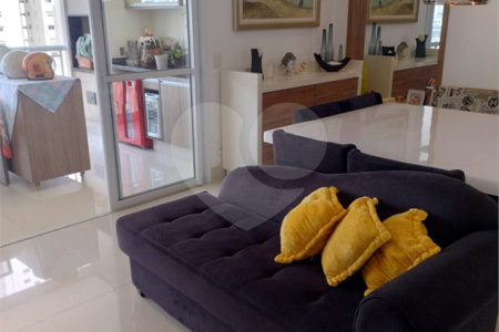 Apartamento à venda com 3 quartos, sendo 1 suíte,  no Centro, São Bernardo do Campo, SP