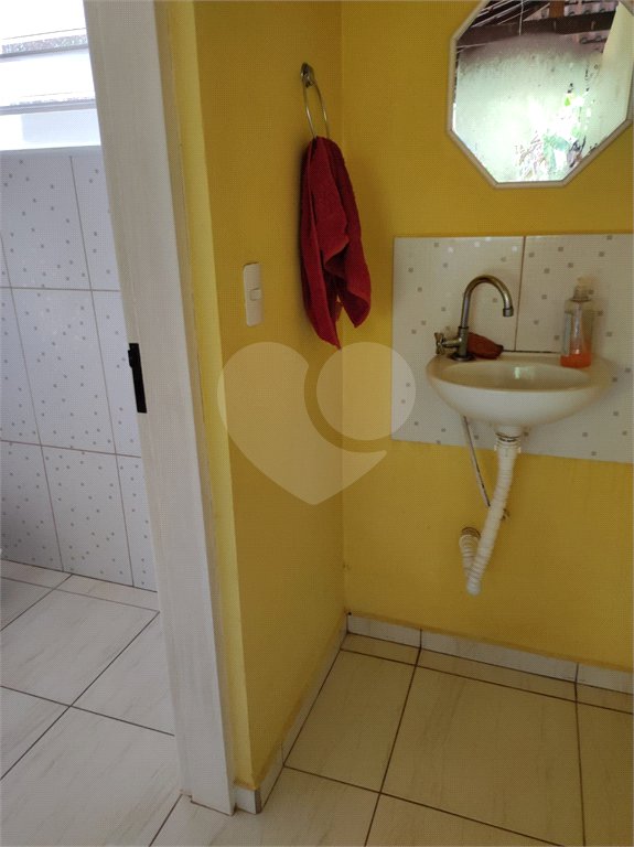 Chácara à venda com 3 quartos, sendo 2 suítes,  em Parque Varanguera, São Roque, SP